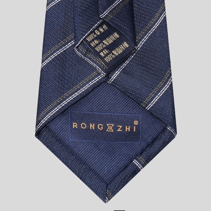 ネクタイ 格調高い紳士のストライプ